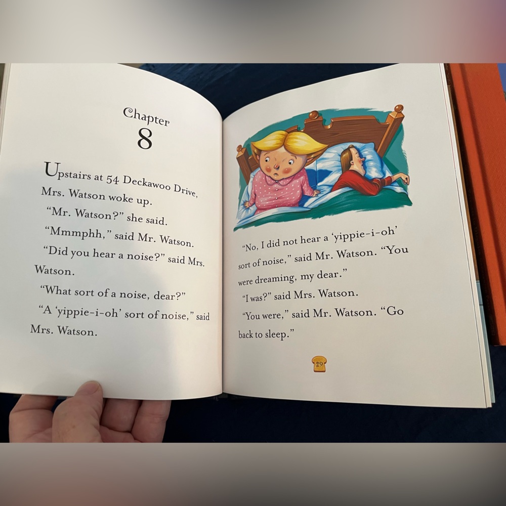Mercy Watson Book Set by Kate DiCamillo - Picture 5 of 9